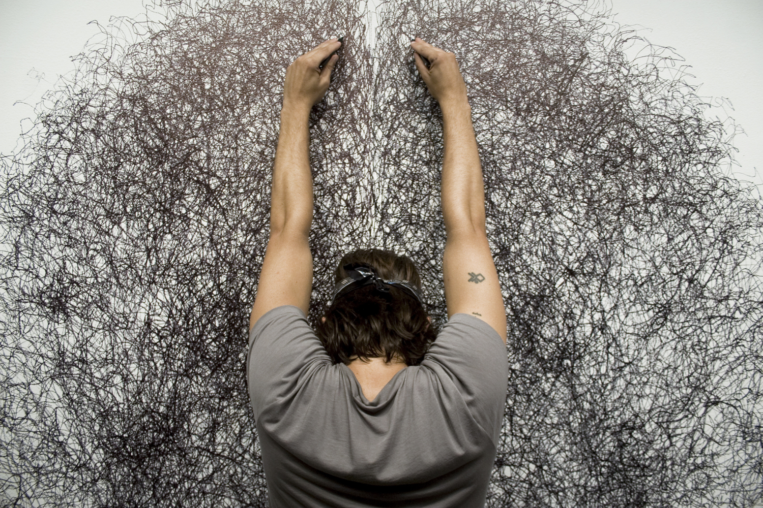 Hands in Harmony: How Bilateral Drawing Connects Creativity and Calm